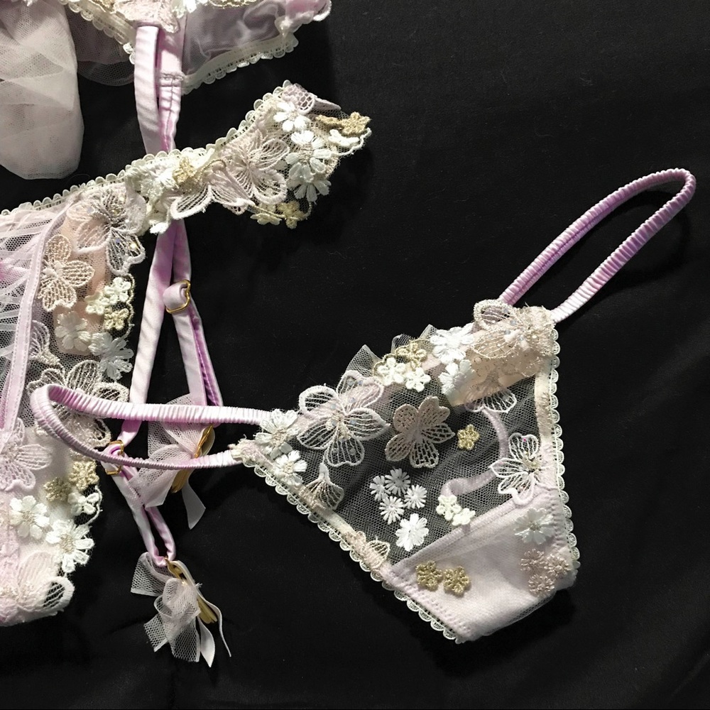 Victorias Secret ‘Designer Collection’ Fairytale Set, NWT - Picture 11 of 12